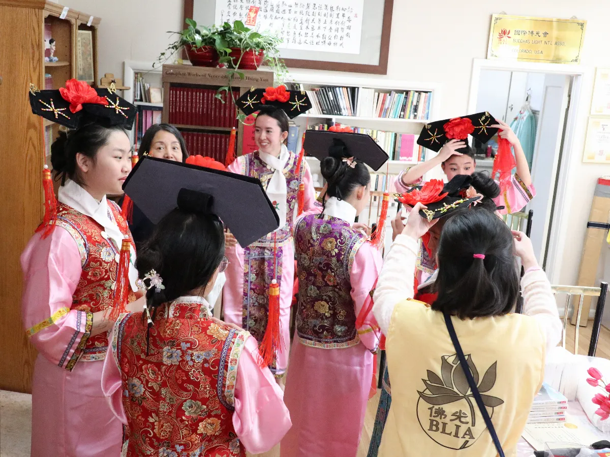 Denver Buddhist Center Marks Lantern Festival with Cultural Performances and Tribute to Founder